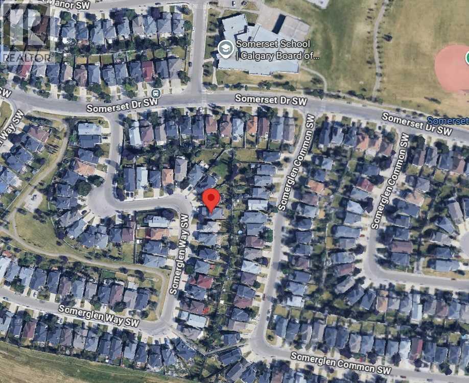 House for Sale in 78 Somerglen Way SW|Calgary, Alberta T2Y4B1 2