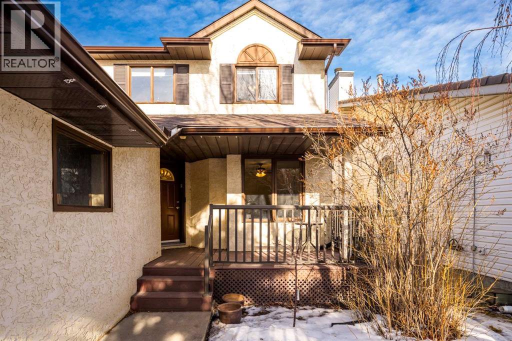 House for Sale in 84 Rivergreen Crescent SE|Calgary, Alberta T2C3V6 3