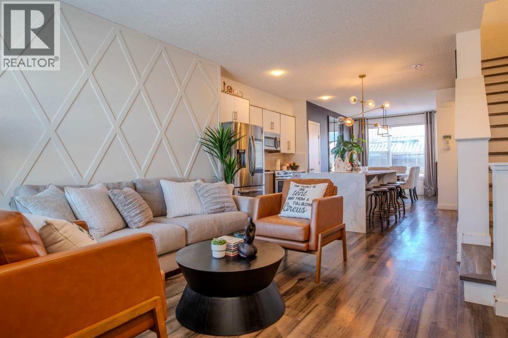 Row / Townhouse for Sale in 9021 46 Street NE|Calgary, Alberta T3J0Y9 4