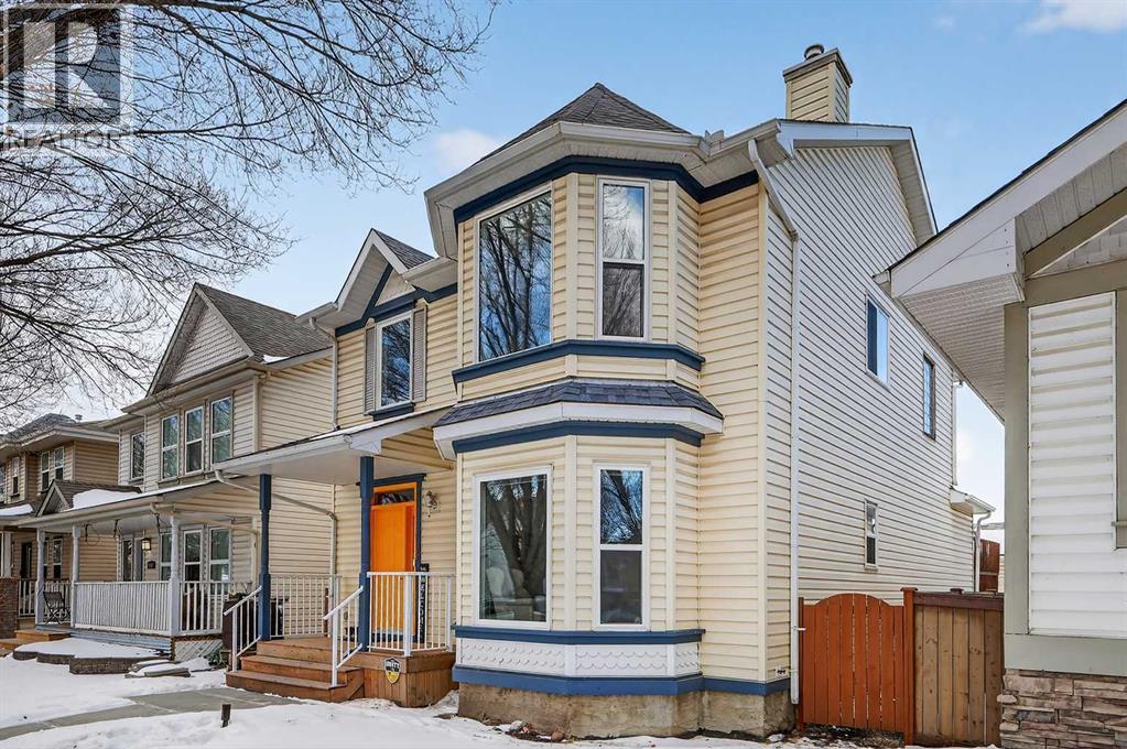 House for Sale in 1153 Prestwick Circle SE|Calgary, Alberta T2Z3L3 2