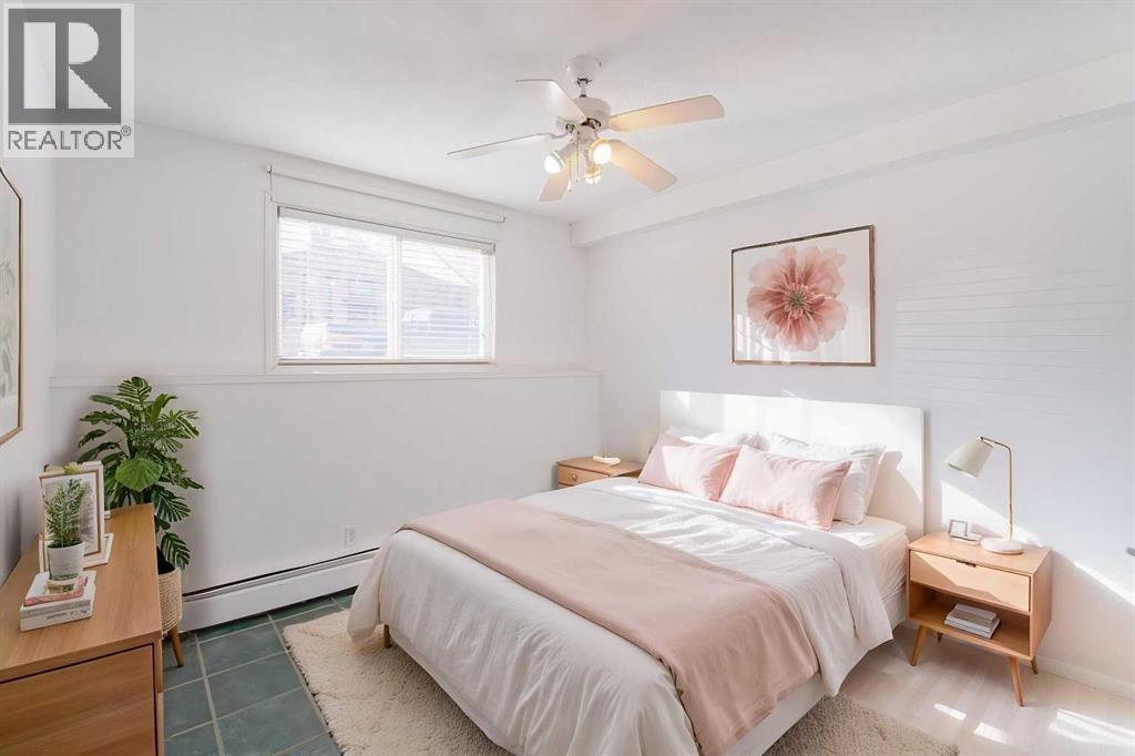 Apartment for Sale in 4, 104 Sabrina Way SW|Calgary, Alberta T2W2N6