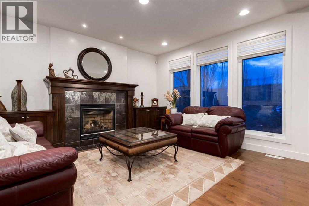 House for Sale in 53 Aspen Stone Road SW|Calgary, Alberta T3H5Y5 4