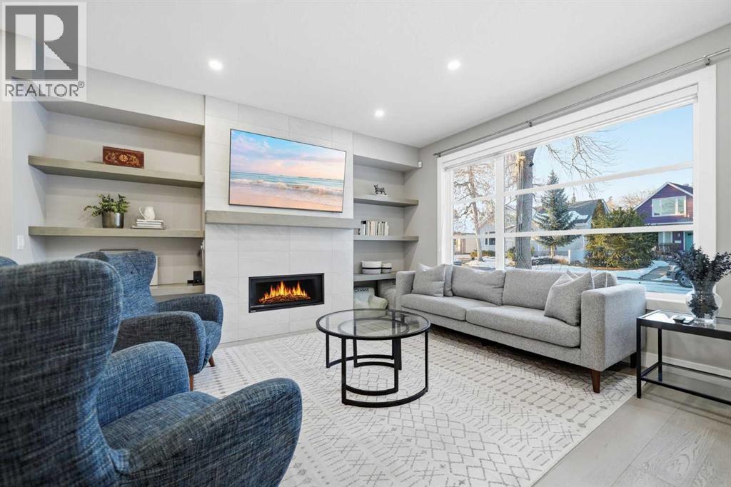 Duplex for Sale in 615 21 Avenue NW|Calgary, Alberta T2M1K1 2