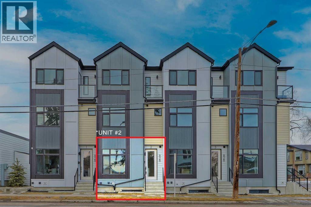 Row / Townhouse for Sale in 2 & 7, 828 8 Avenue NE|Calgary, Alberta T2E9E2 3