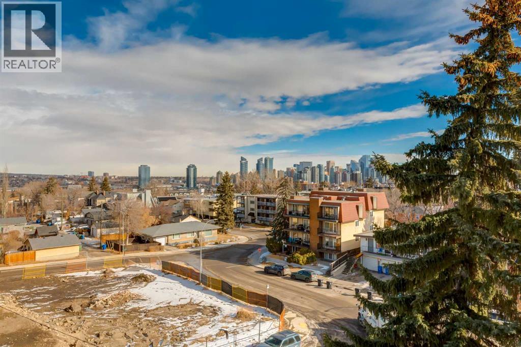 Apartment for Sale in 307, 1807 22 Avenue SW|Calgary, Alberta T2T0S1 2