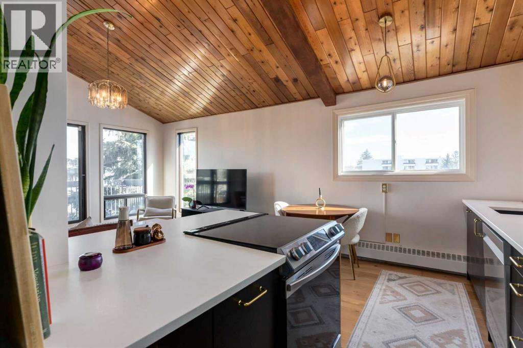 Apartment for Sale in 307, 1807 22 Avenue SW|Calgary, Alberta T2T0S1 5