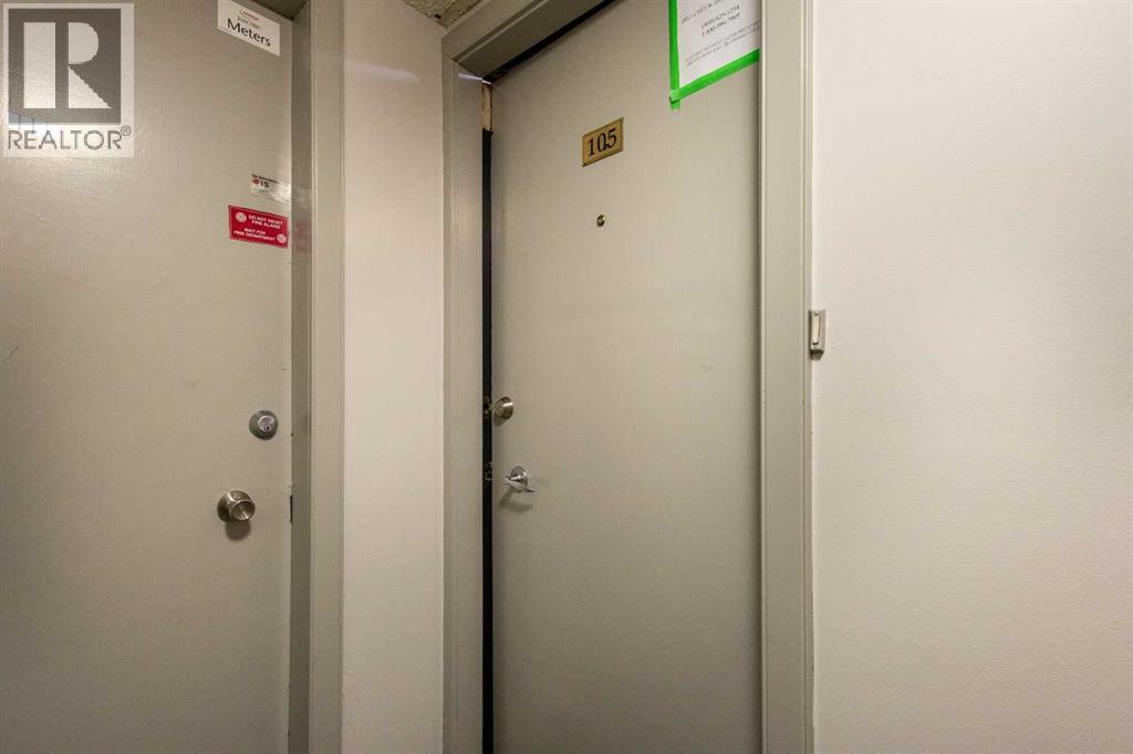 Apartment for Sale in 105, 620 15 Avenue SW|Calgary, Alberta T2R0R5 4