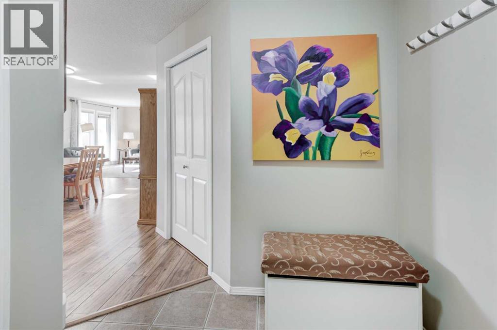 Apartment for Sale in 301, 3301 Millrise Point SW|Calgary, Alberta T2Y3W4 3