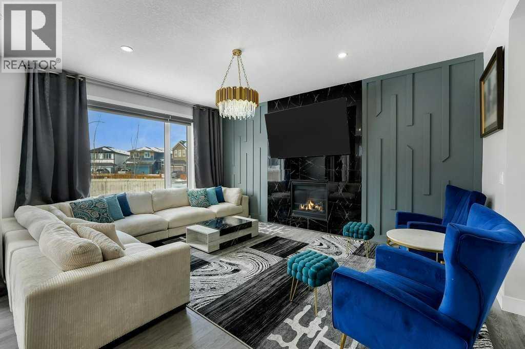 House for Sale in 168 Evansfield Close NW|Calgary, Alberta T3P0K9 3