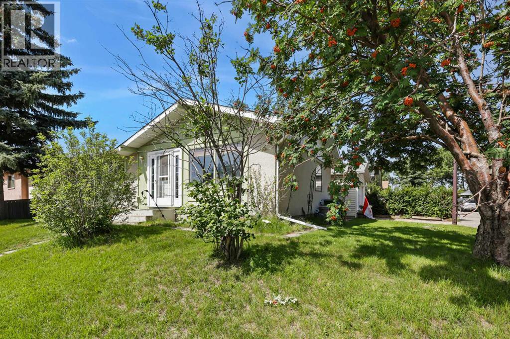 House for Sale in 63 Olympia Crescent SE|Calgary, Alberta T2C1M6 3