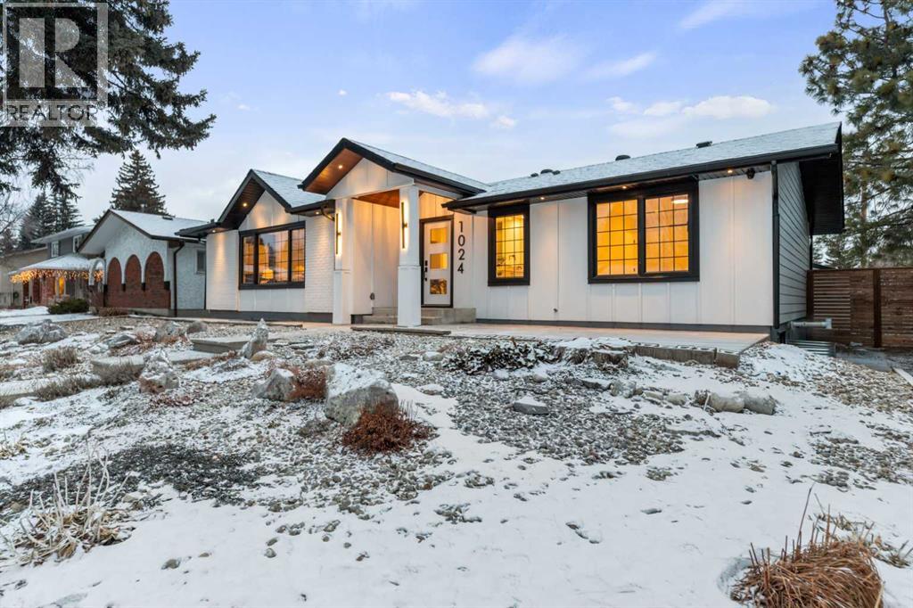 House for Sale in 1024 lake christina Way SE|Calgary, Alberta T2J2R3 3