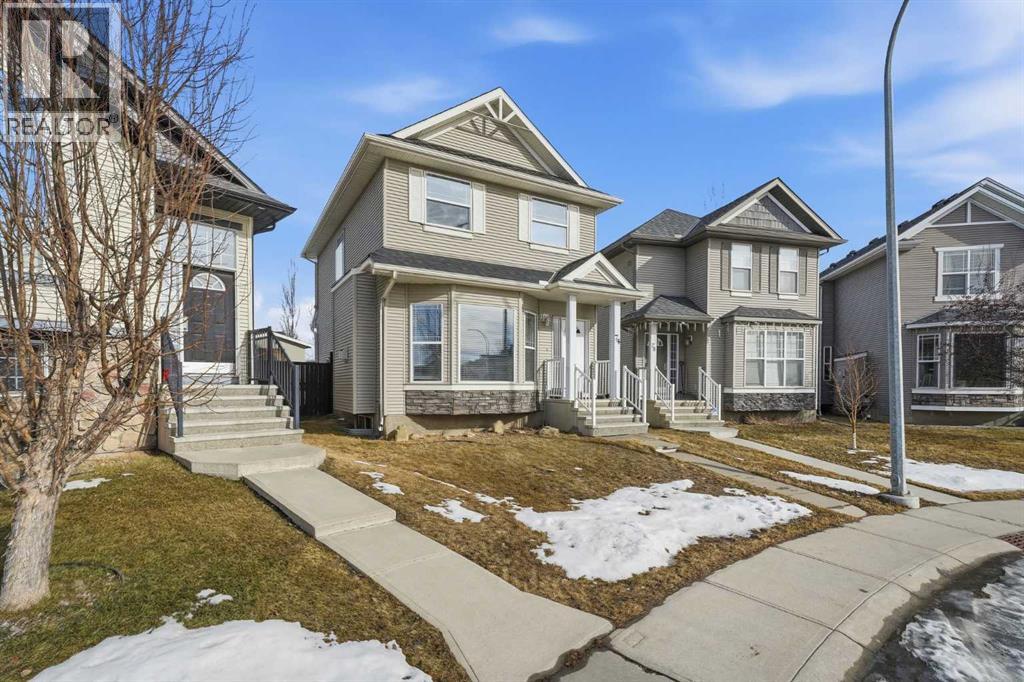 House for Sale in 74 Cranberry Close SE|Calgary, Alberta T3M0B4 2