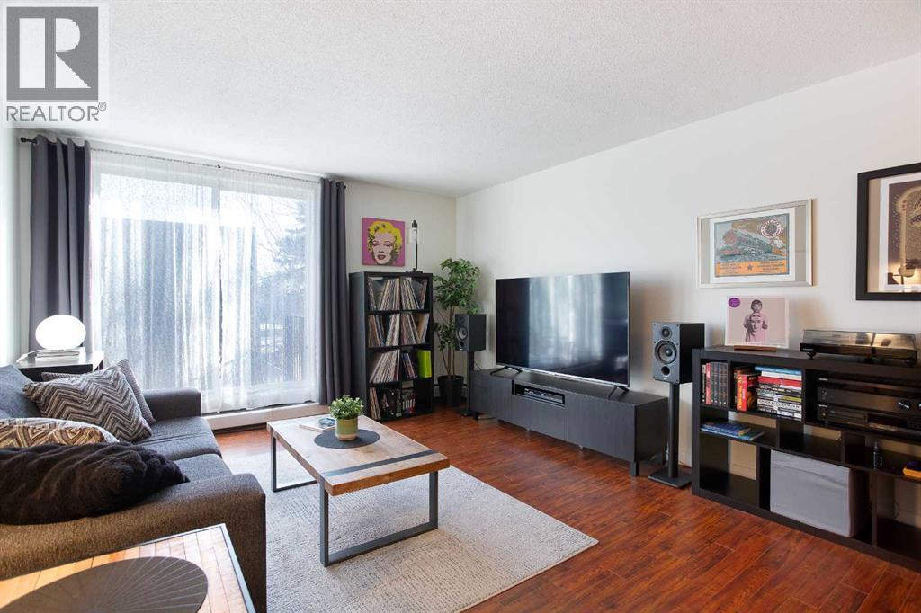 Apartment for Sale in 22C, 80 Galbraith Drive SW|Calgary, Alberta T3E4Z6 4