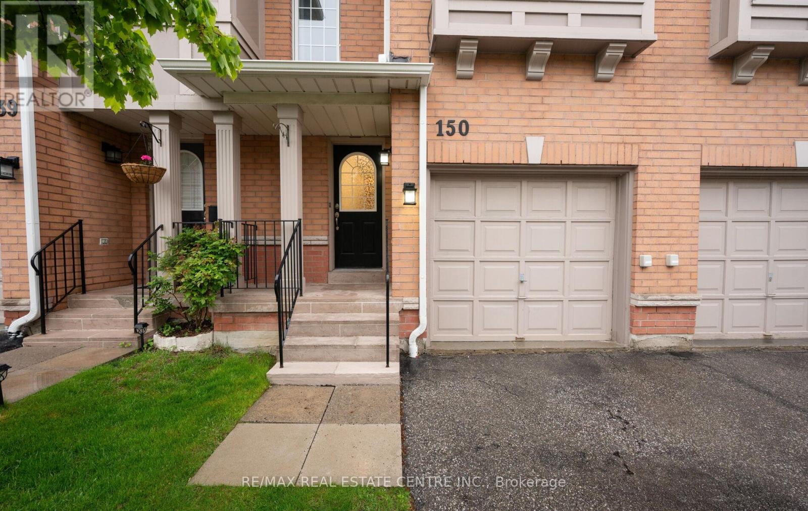 Row / Townhouse for Sale in 150 - 5030 HEATHERLEIGH AVENUE|Mississauga (East Credit), Ontario L5V2G7 2