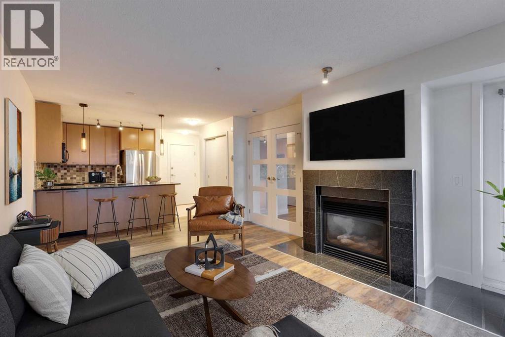 Apartment for Sale in 106, 35 Richard Court SW|Calgary, Alberta T3E7N9 3