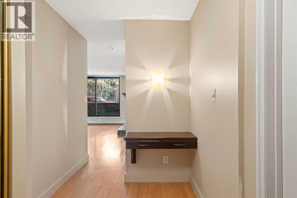 Apartment for Sale in 105, 345 4 Avenue NE|Calgary, Alberta T2E0J4 4