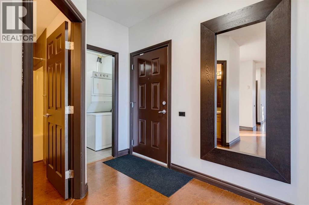 Apartment for Sale in 403, 3810 43 Street SW|Calgary, Alberta T3E7T7 2