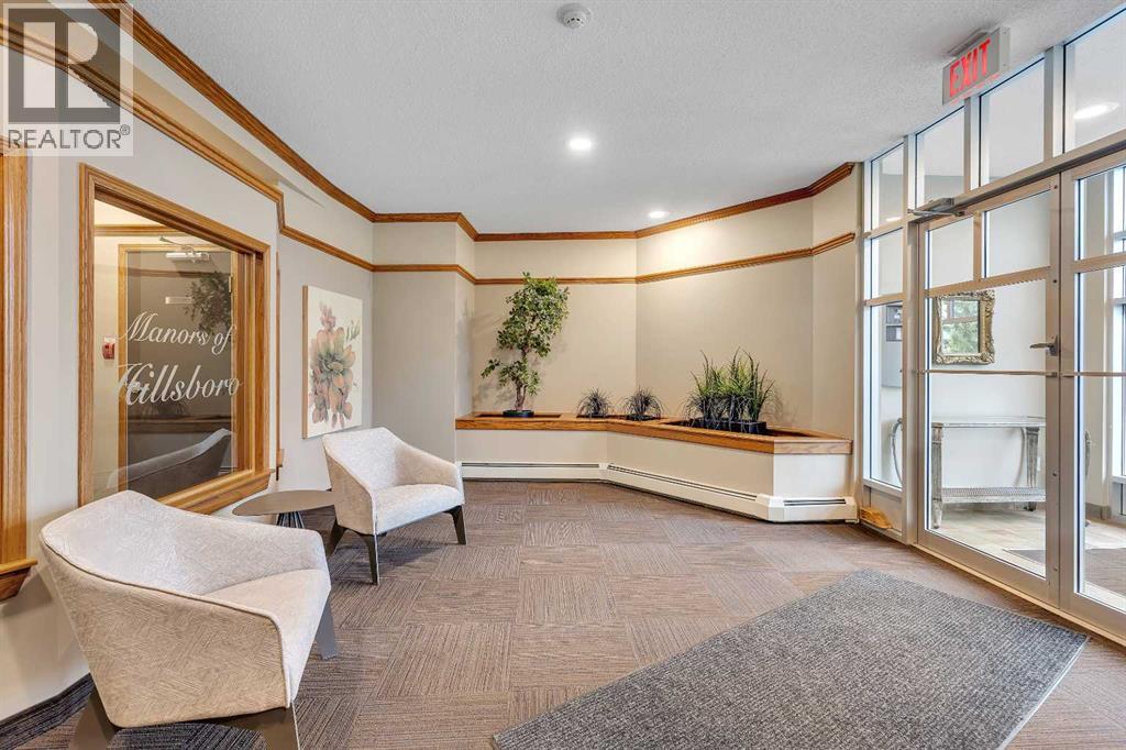 Apartment for Sale in 107, 108 Edgeridge Terrace NW|Calgary, Alberta T3A6C4 4