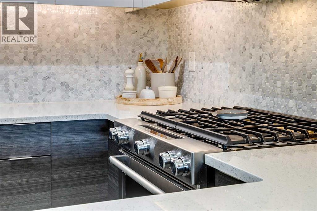 Apartment for Sale in 3204, 95 Burma Star Road SW|Calgary, Alberta T3E8A9 3