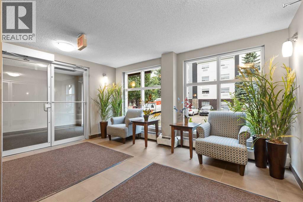 Apartment for Sale in 1617, 11811 Lake Fraser Drive SE|Calgary, Alberta T2J7J4 4