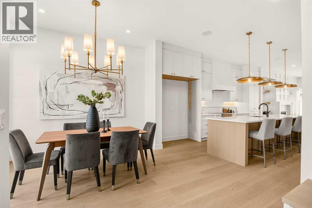 Duplex for Sale in 2535 2 Avenue NW|Calgary, Alberta T2N0H7 2