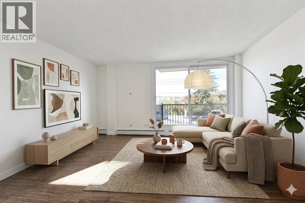 Apartment for Sale in 204, 2220 16A Street SW|Calgary, Alberta T2T4K2 2