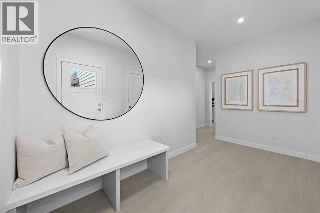 House for Sale in 50 Westland Park SW|Calgary, Alberta T3H0W1 2