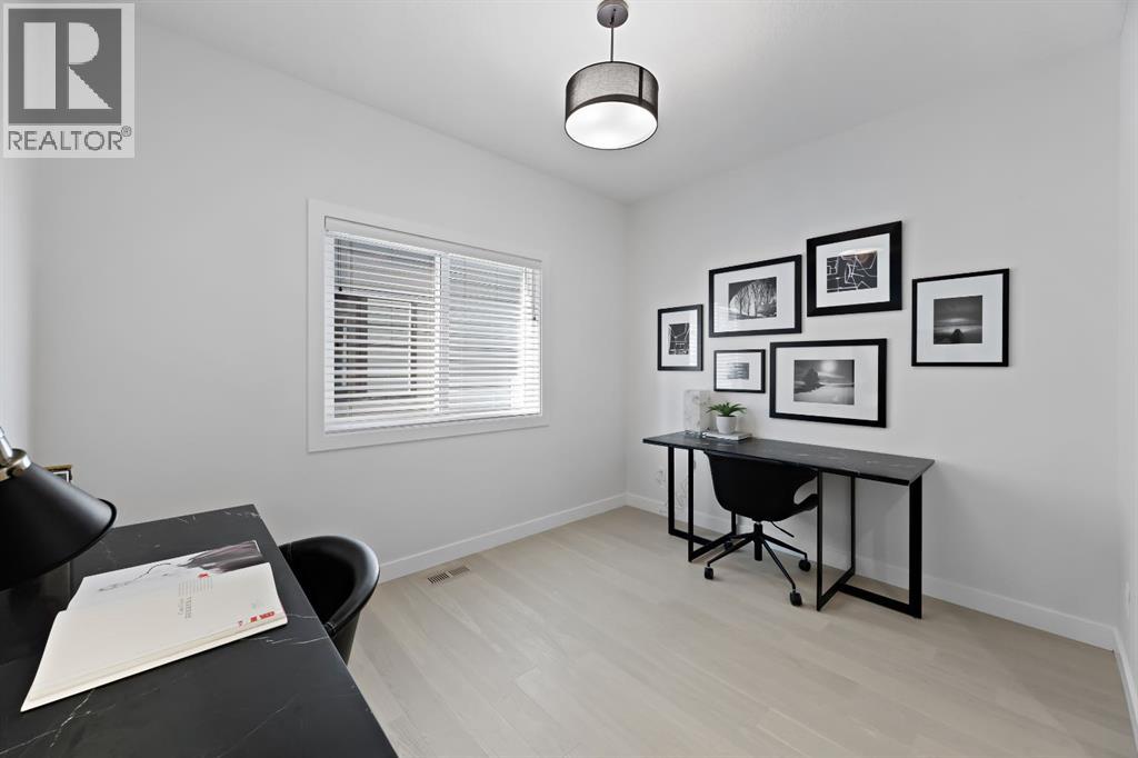 House for Sale in 50 Westland Park SW|Calgary, Alberta T3H0W1 3