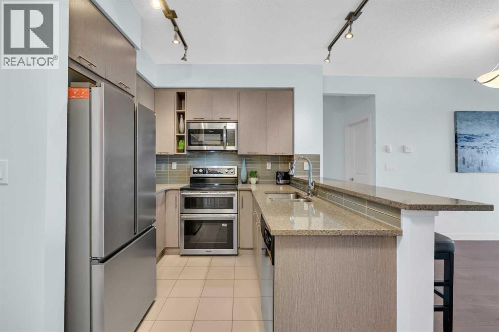 Apartment for Sale in 3115, 175 Silverado Boulevard SW|Calgary, Alberta T2X0V5 5