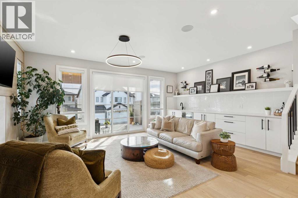 House for Sale in 28 Timberline Way SW|Calgary, Alberta T3H0W3 5