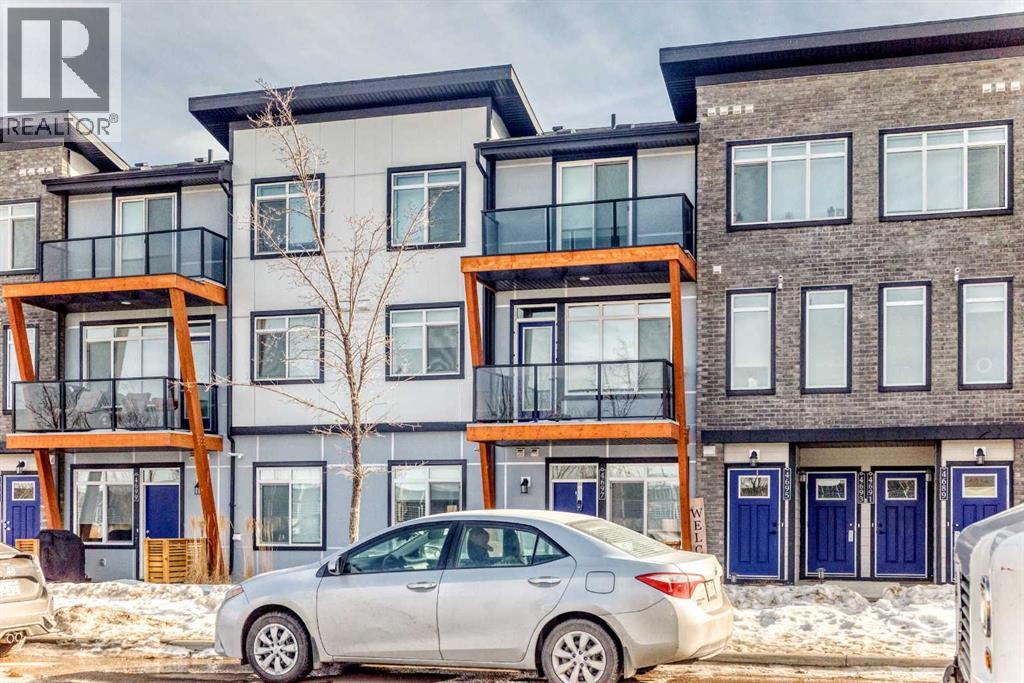 Row / Townhouse for Sale in 4697 SETON Drive SE|Calgary, Alberta T3M3T9 2
