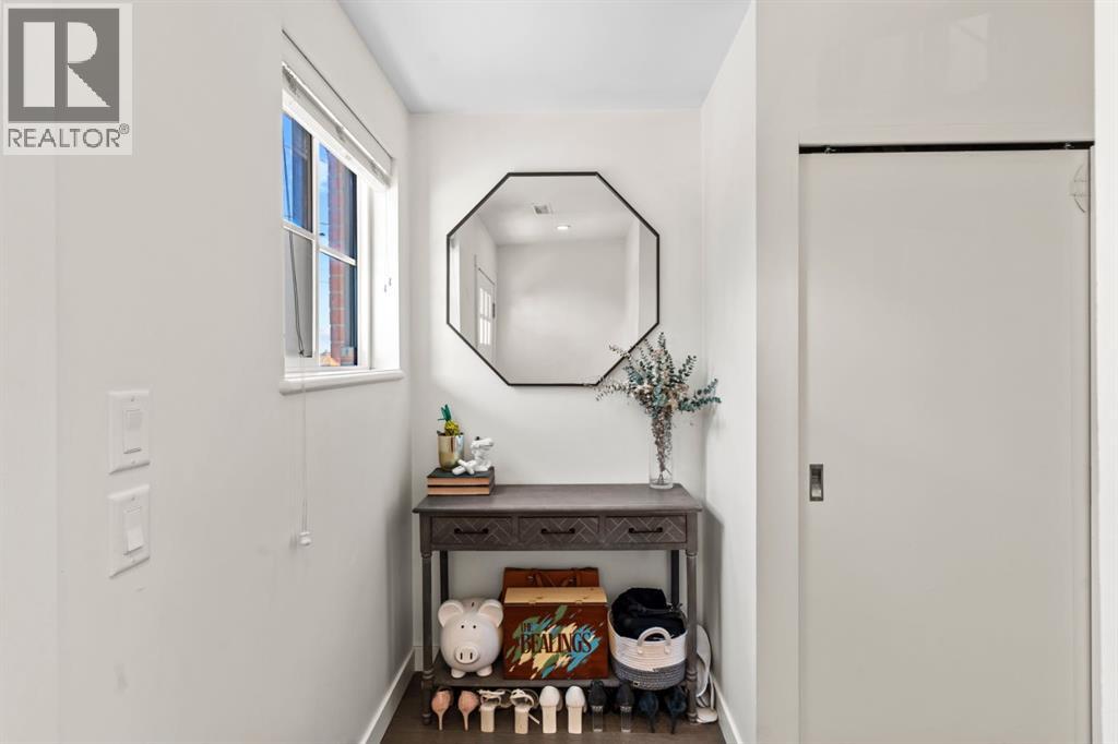 Row / Townhouse for Sale in 101, 1818 14A Street SW|Calgary, Alberta T2T3W6 3