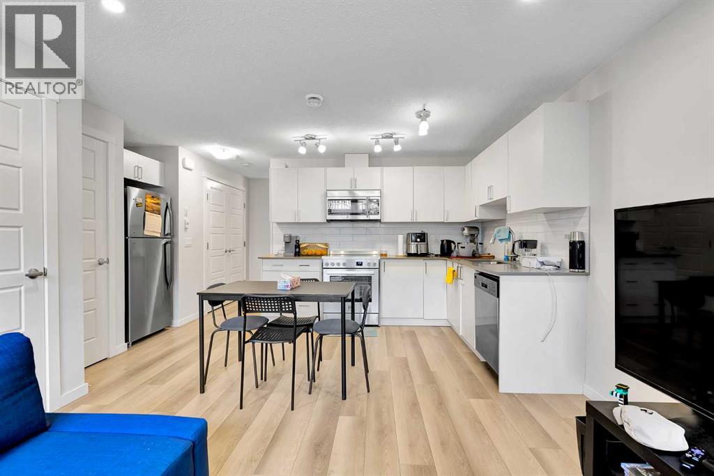 Row / Townhouse for Sale in 317 Cranbrook Square SE|Calgary, Alberta T3M2K8 4