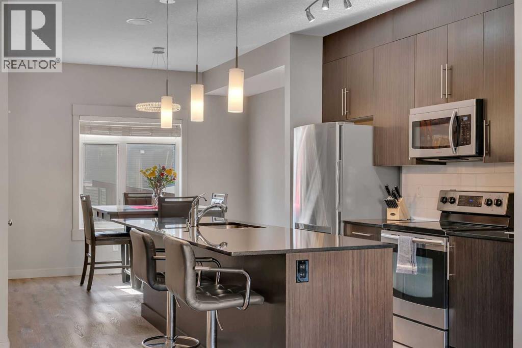 Row / Townhouse for Sale in 293 Skyview Ranch Road NE|Calgary, Alberta T3N0L7 2