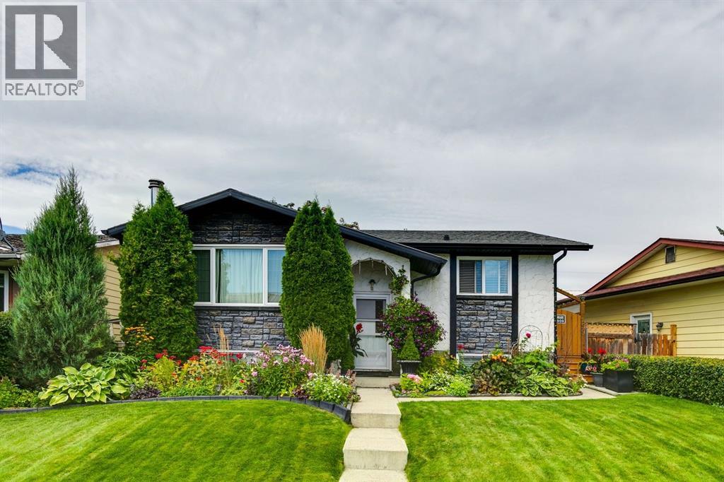 House for Sale in 299 Doverview Crescent SE|Calgary, Alberta T2B1Y7