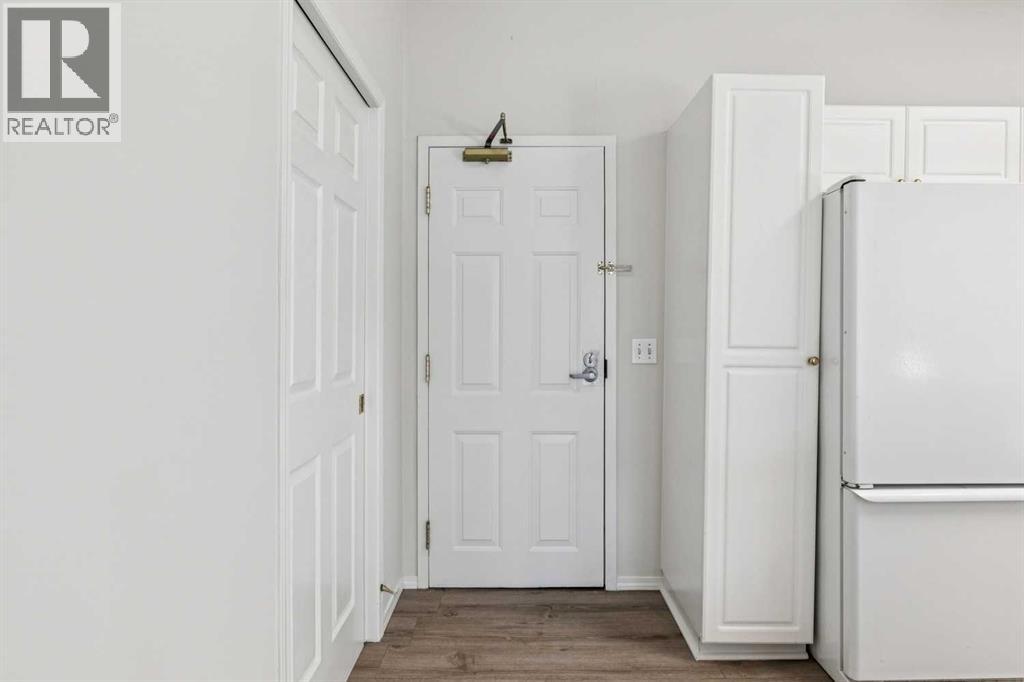 Apartment for Sale in 112, 2850 51 Street SW|Calgary, Alberta T3E6S7 2