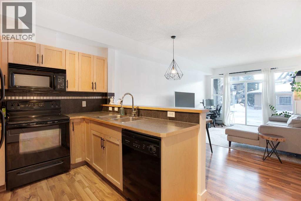 Apartment for Sale in 1116, 211 Aspen Stone Boulevard SW|Calgary, Alberta T3H0K1 4