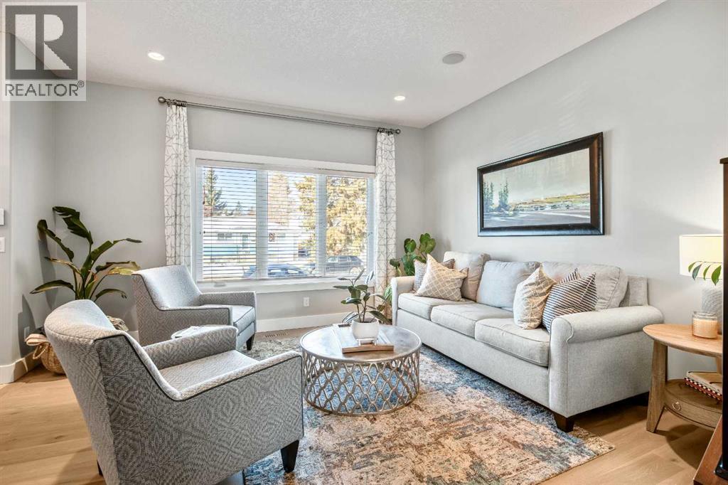 Duplex for Sale in 3040 28 Street SW|Calgary, Alberta T3E2J5 5