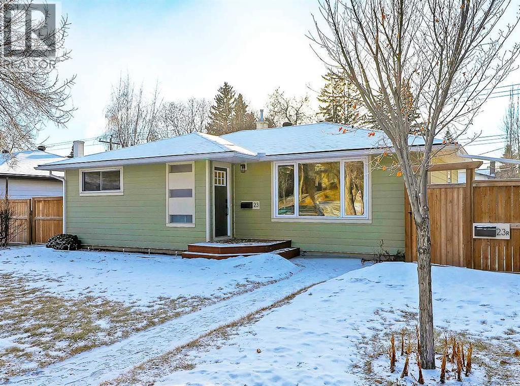 House for Sale in 23 Cambrian Drive NW|Calgary, Alberta T2K1P3