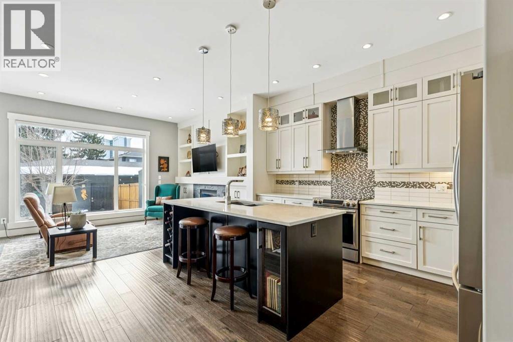 Duplex for Sale in 1131 19 Avenue NW|Calgary, Alberta T2M1A1 5