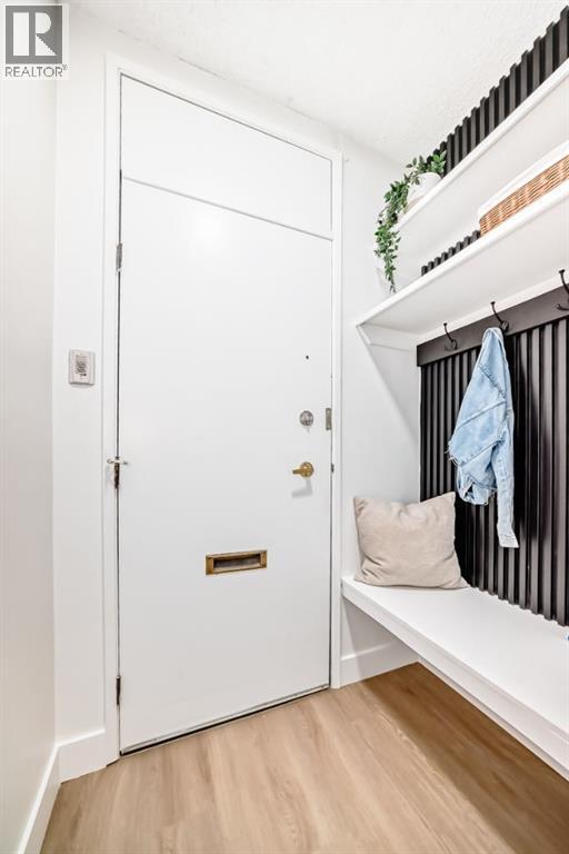 Apartment for Sale in 106, 1328 13 Avenue SW|Calgary, Alberta T3C0T3 2