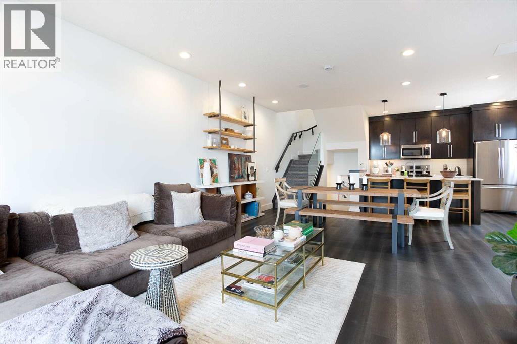 Row / Townhouse for Sale in 2, 2816 34 Street SW|Calgary, Alberta T3E2W9