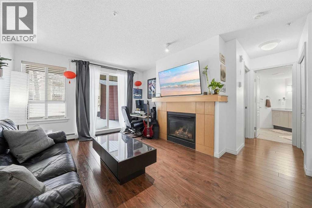 Apartment for Sale in 143, 22 Richard Place SW|Calgary, Alberta T3E7N6 3