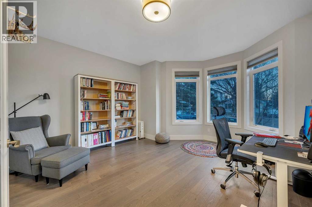 Duplex for Sale in 1708 23 Avenue NW|Calgary, Alberta T2M1V5 4