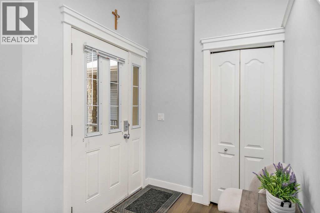 House for Sale in 254 Silverado Plains Circle SW|Calgary, Alberta T2X0R5 3