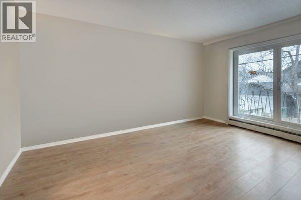 Apartment for Sale in 4, 916 3 Avenue NW|Calgary, Alberta T2N0J6 5