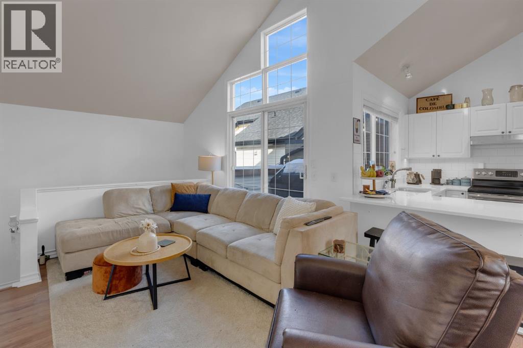 Row / Townhouse for Sale in 505, 408 31 Avenue NW|Calgary, Alberta T2M2P4 5