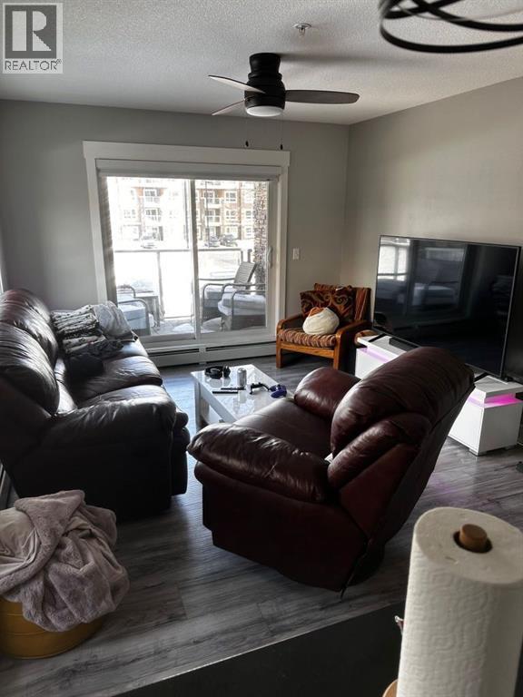 Apartment for Sale in 4214, 240 Skyview Ranch Road NE|Calgary, Alberta T3N0P4 4