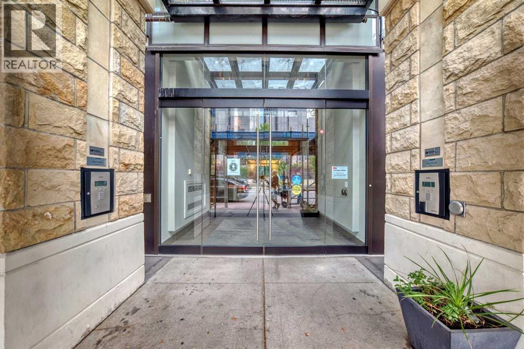 Apartment for Sale in 1528, 222 Riverfront Avenue SW|Calgary, Alberta t2p0x2 2