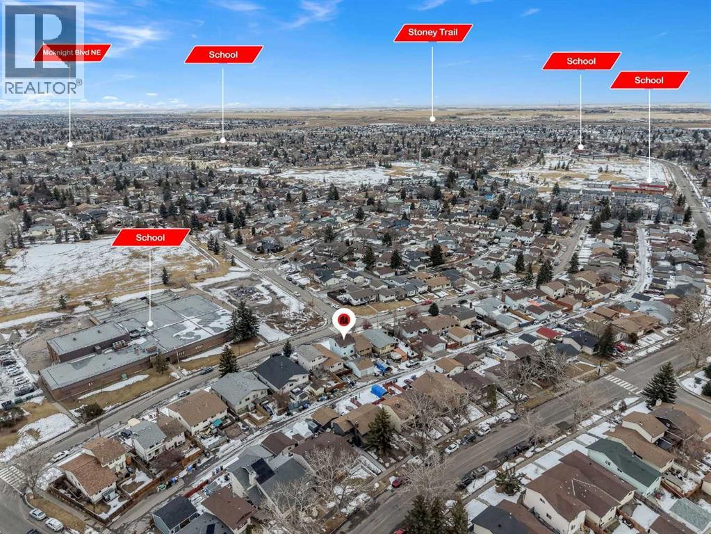 Duplex for Sale in 5625 Templehill Road NE|Calgary, Alberta T1Y4C1 2